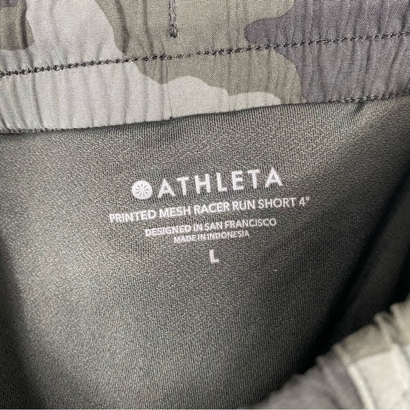 Athleta printed mesh racer run short 4 inch - Picture 5 of 9